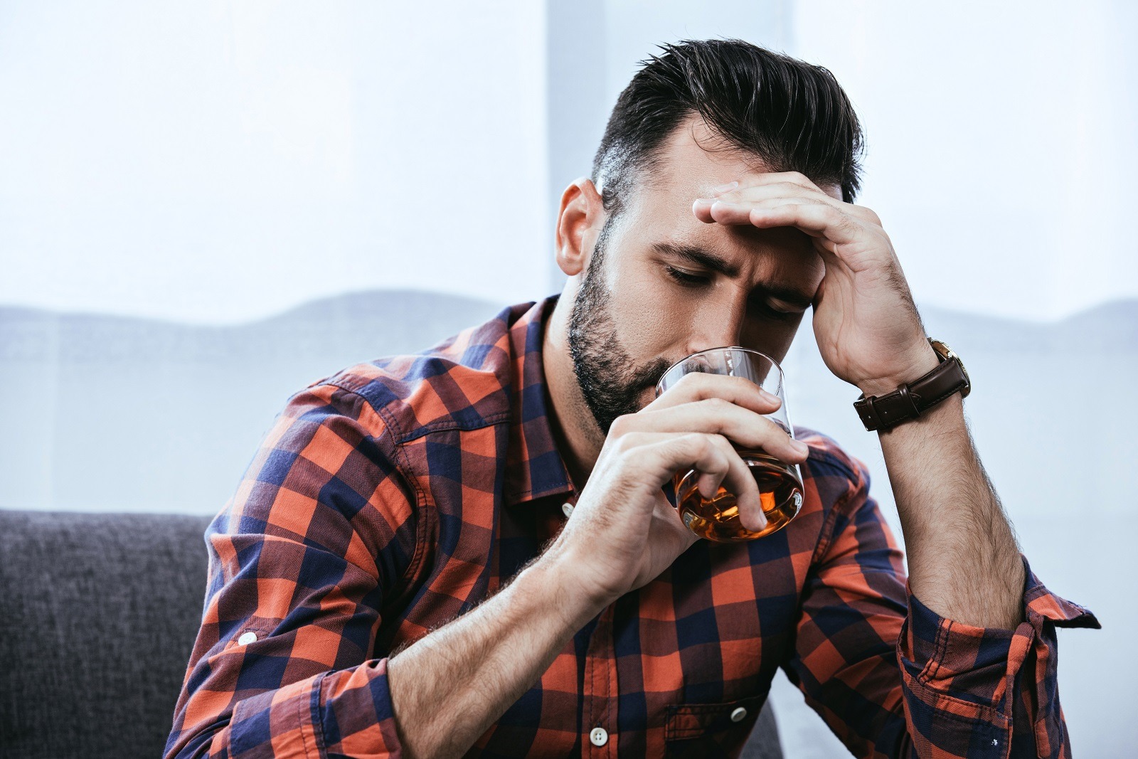 How do you treat alcohol addiction?