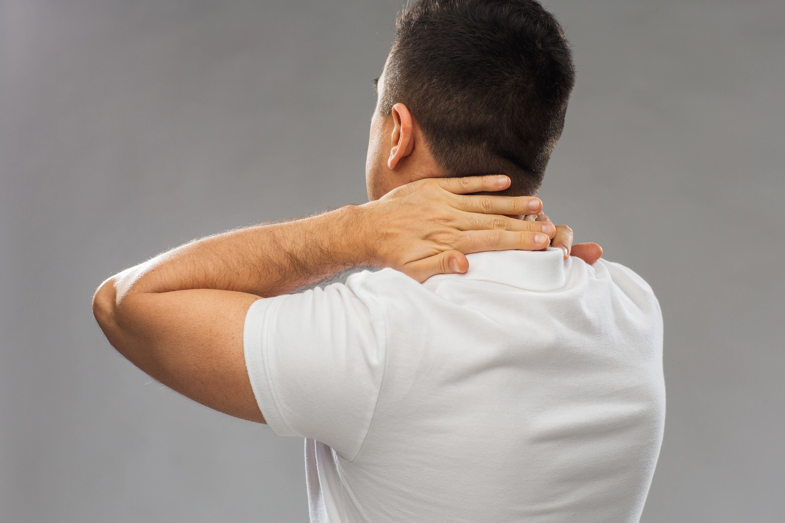 man taking muscle relaxers for his neck wonders if they're addictive