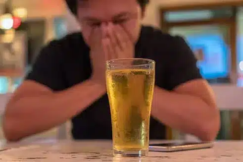 Potential Symptoms of Mixing Cymbalta and Alcohol